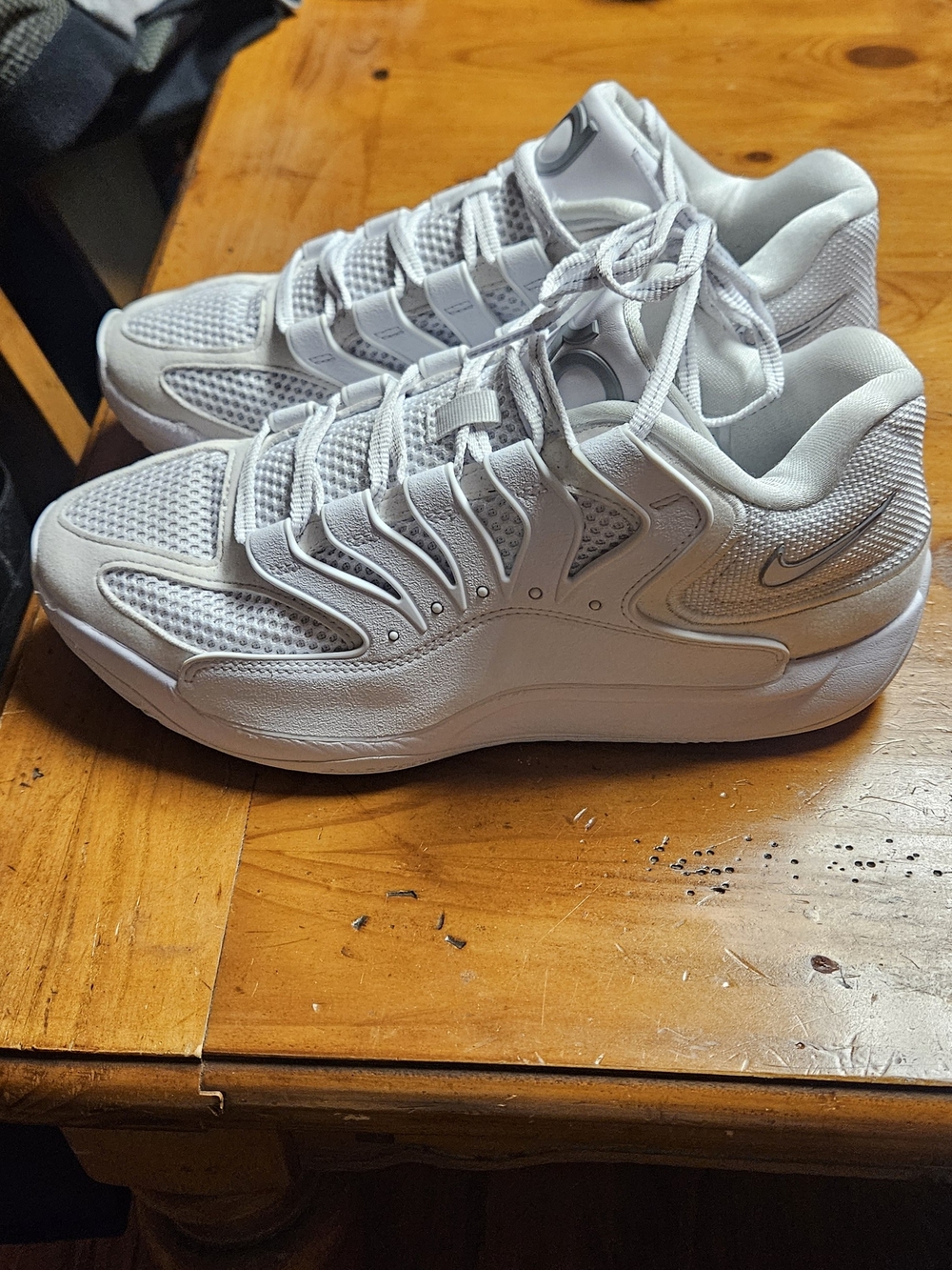 Nike KD 18 Basketball All-White Mesh & Leather Sneakers